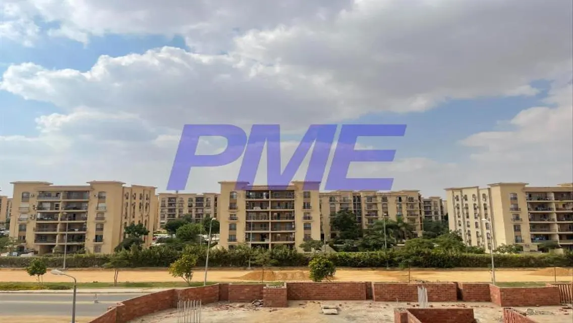 Luxury Apartment Overlooking Main Landmark - 320 sqm