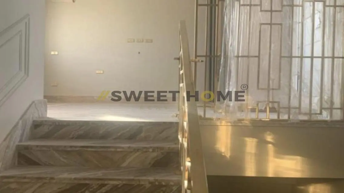 Luxury Apartment with Maid's Room and Central Air Conditioning at an Affordable Price