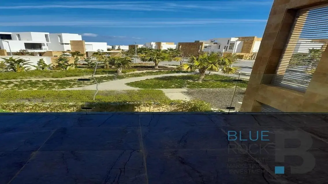 Luxury Apartment with Private Garden and Shared Pool