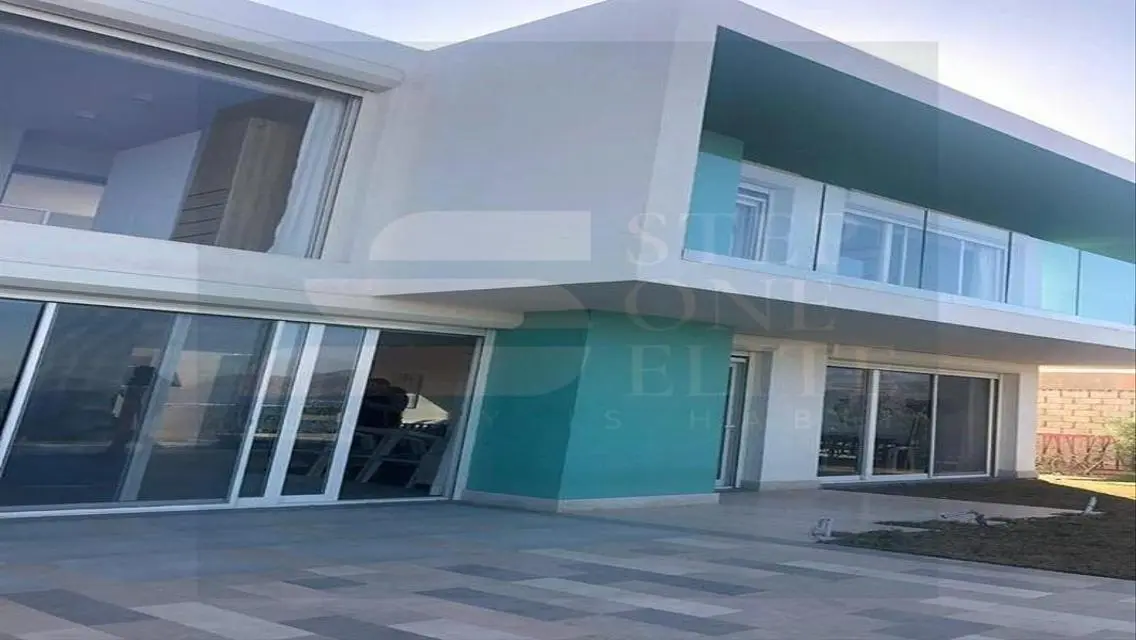 Luxury Villa with Pool and Private Garden for Sale