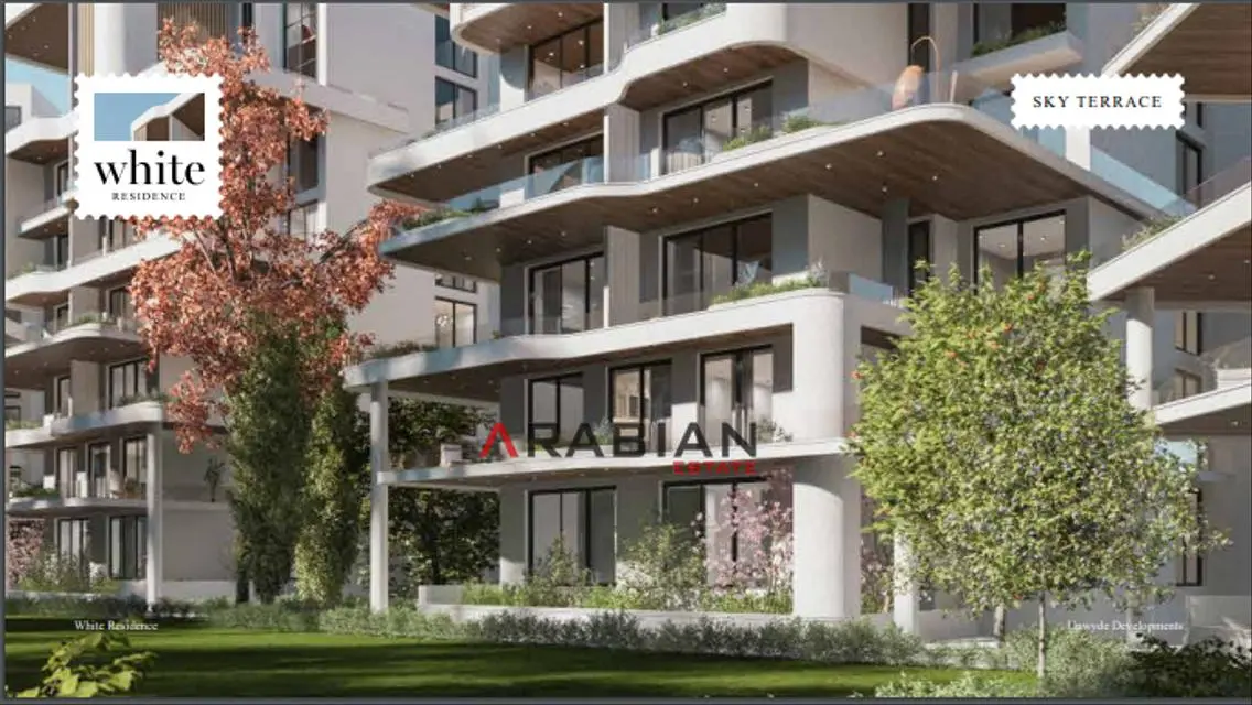 Luxurious Apartment with Spacious Layout in Prime Location