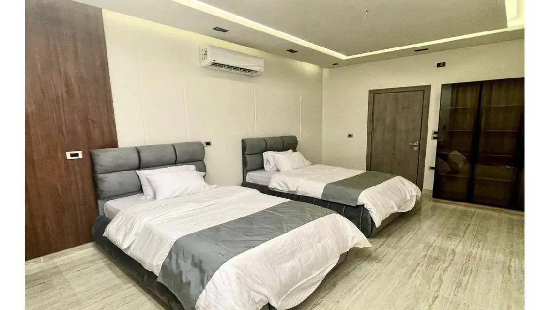 Elegant Apartment with Private Pool and Maid's Room