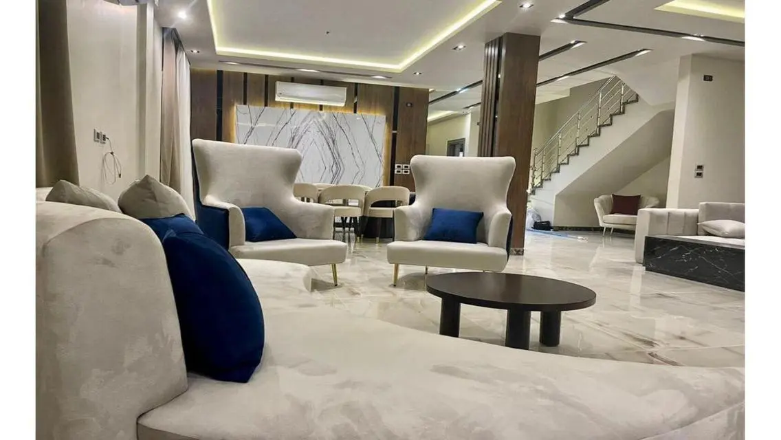 Elegant Apartment with Private Pool and Maid's Room