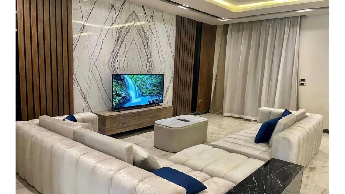 Elegant Apartment with Private Pool and Maid's Room