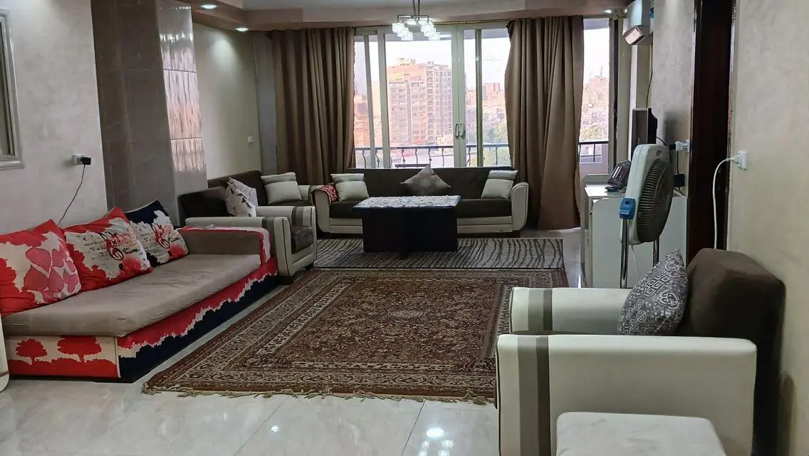 Luxurious Apartment for Rent at 30000