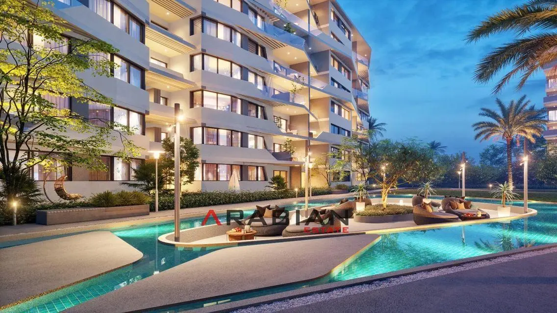 Luxury Apartment Overlooking the Lakes for Sale