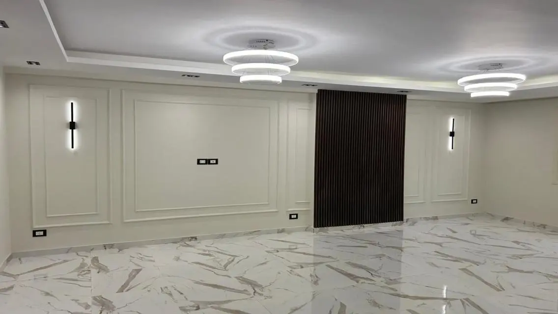 Luxurious Apartment with Private Pool and Park View