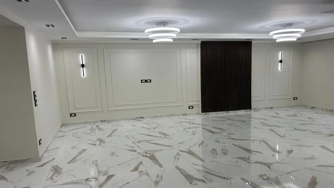 Luxurious Apartment with Private Pool and Park View