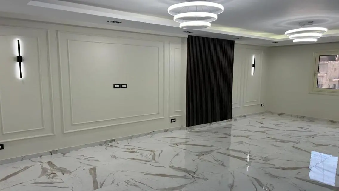 Luxurious Apartment with Private Pool and Park View