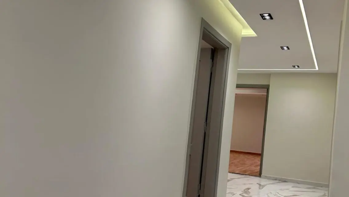 Luxurious Apartment with Private Pool and Park View