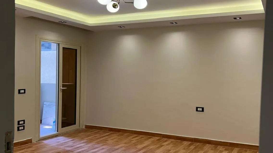Luxurious Apartment with Private Pool and Park View