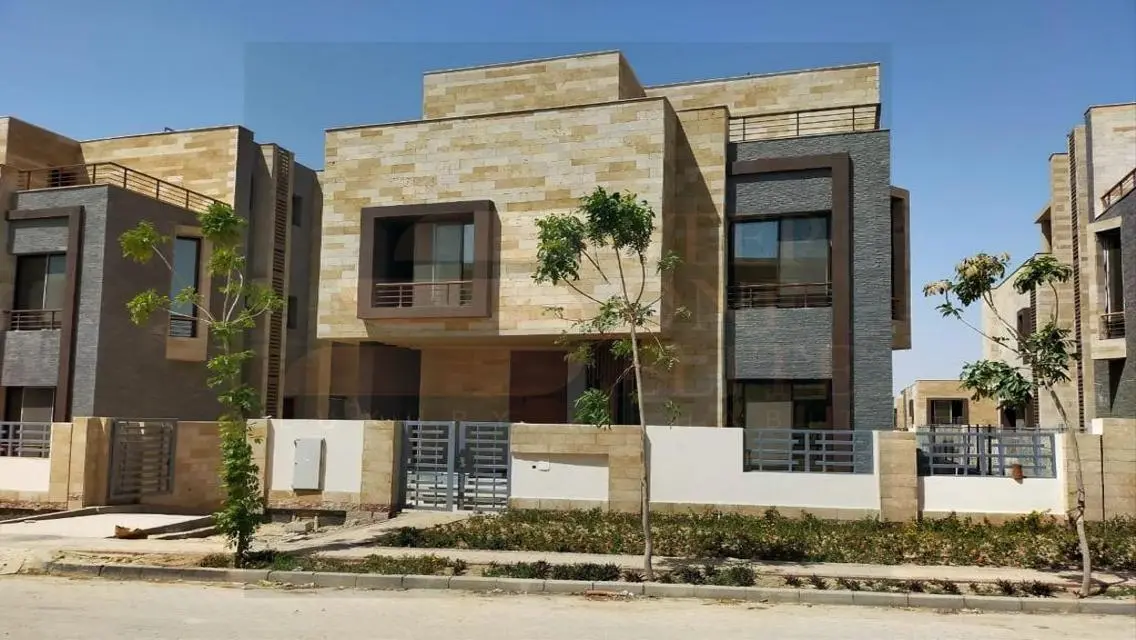 تاكسي - مدينة جديدة في القاهرة