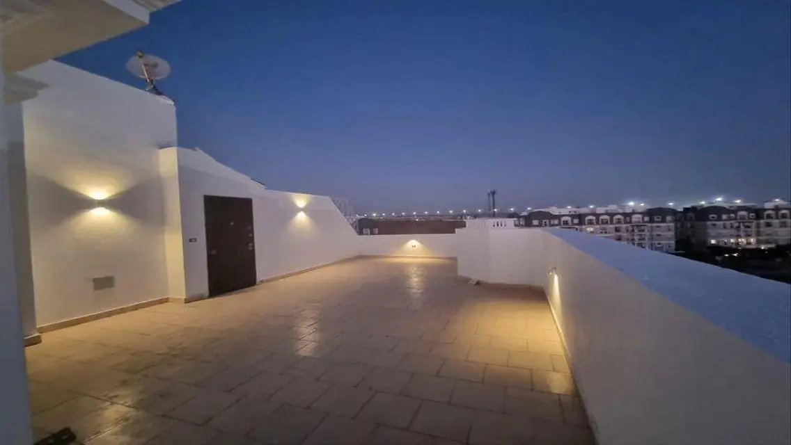 Spacious Garden Villa with Stunning Lagoon Views