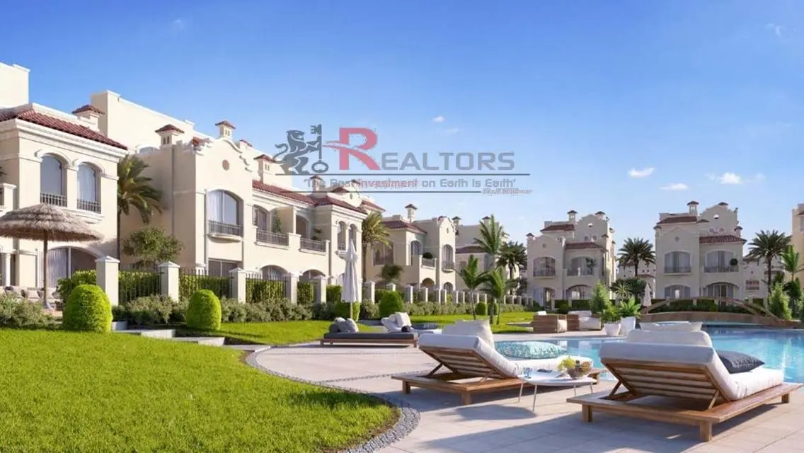 Luxury Apartment of 210 m² with Balcony and Private Garden