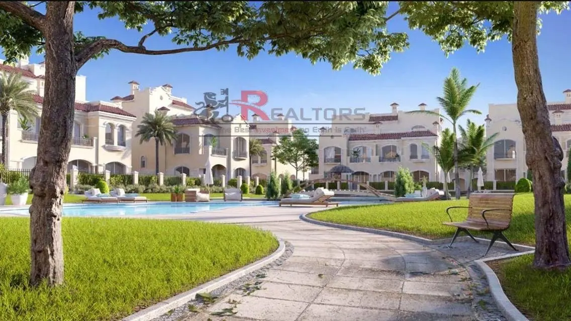 Luxury Apartment of 210 m² with Balcony and Private Garden