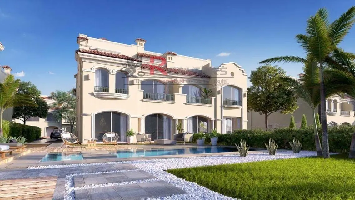 Luxury Apartment of 210 m² with Balcony and Private Garden