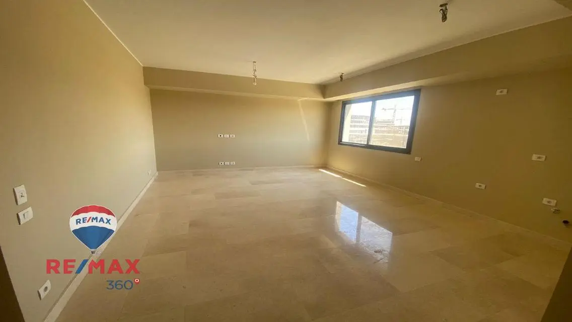 Luxury Villa for Sale in Villette Residences
