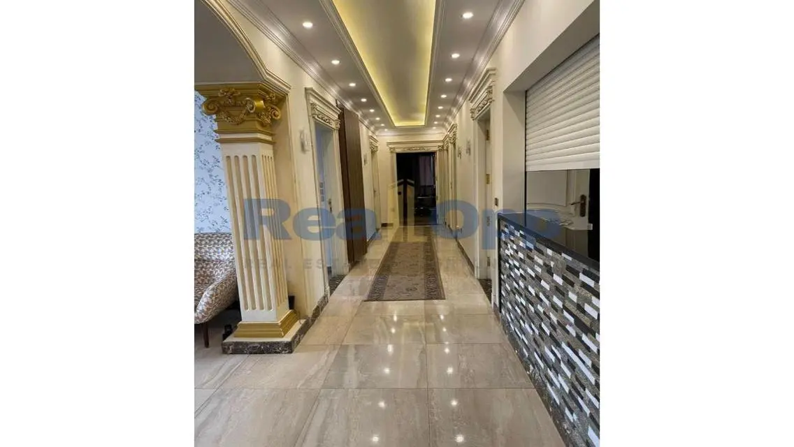 Luxury Apartment for Sale - 450 Square Meters
