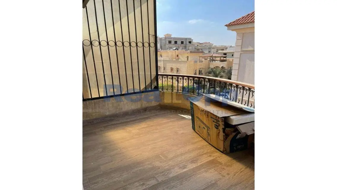 Luxury Apartment for Sale - 450 Square Meters