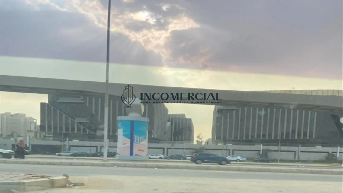 شقة فاخرة للبيع بمساحة واسعة