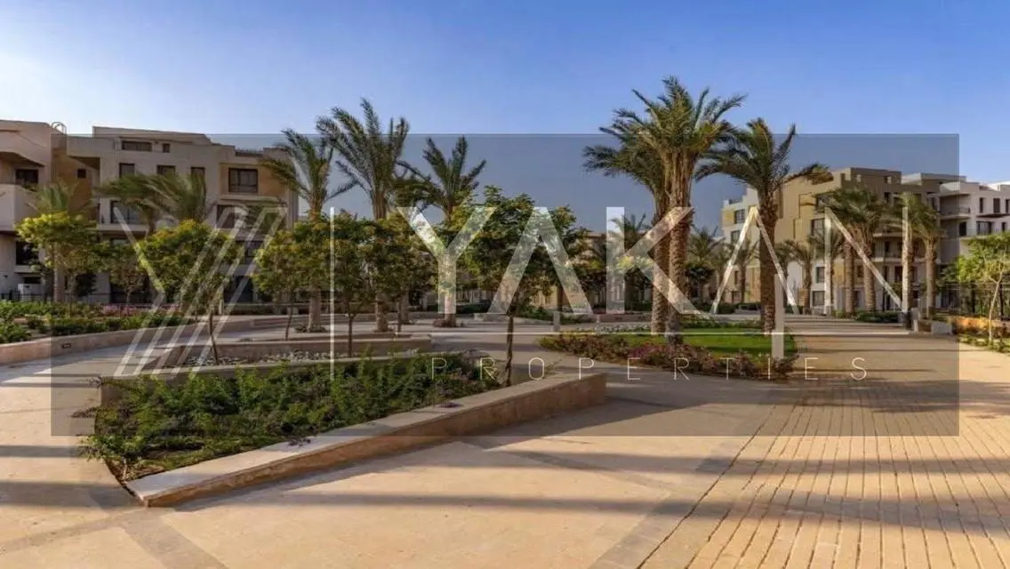Luxury Apartment with Lake Views in Prime Location