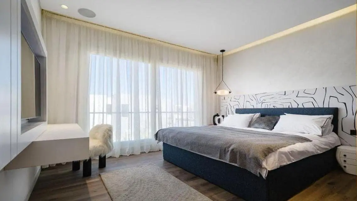 Luxury 12-Unit Apartment for Rent