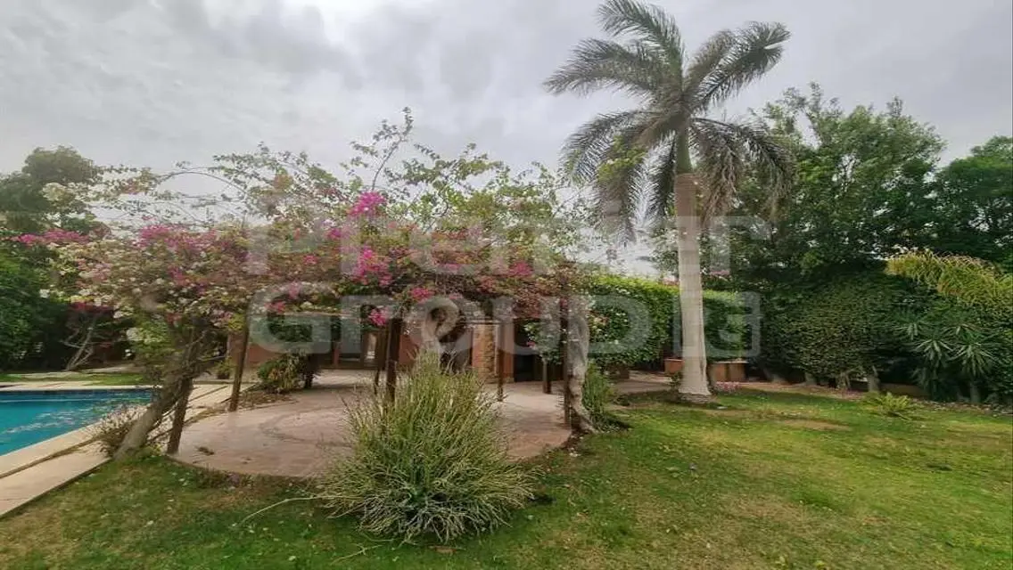 Luxurious Apartment for Sale - 4000 Square Meters