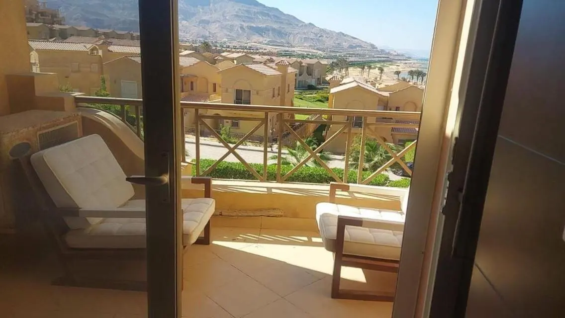 195 sqm Apartment with Stunning View - Move-In Ready