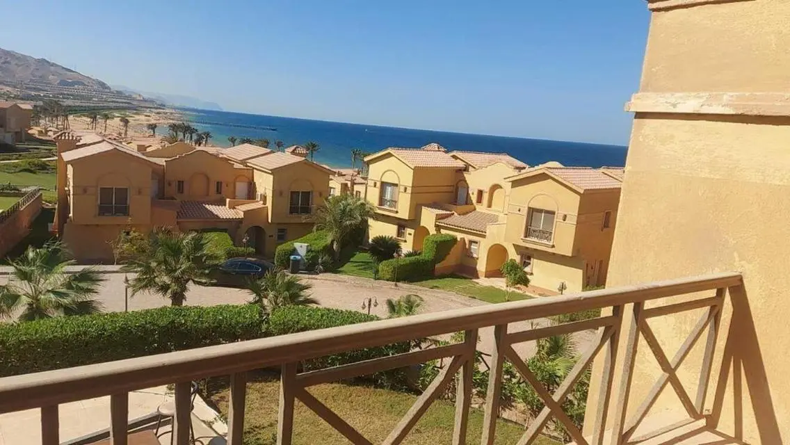 195 sqm Apartment with Stunning View - Move-In Ready