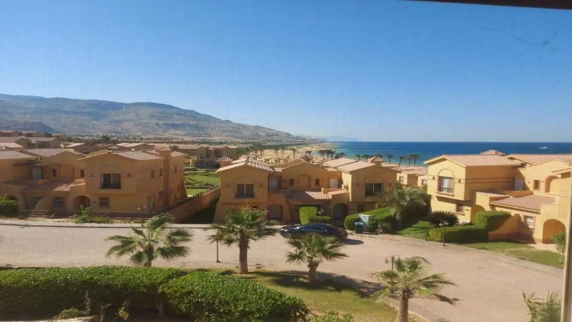 195 sqm Apartment with Stunning View - Move-In Ready