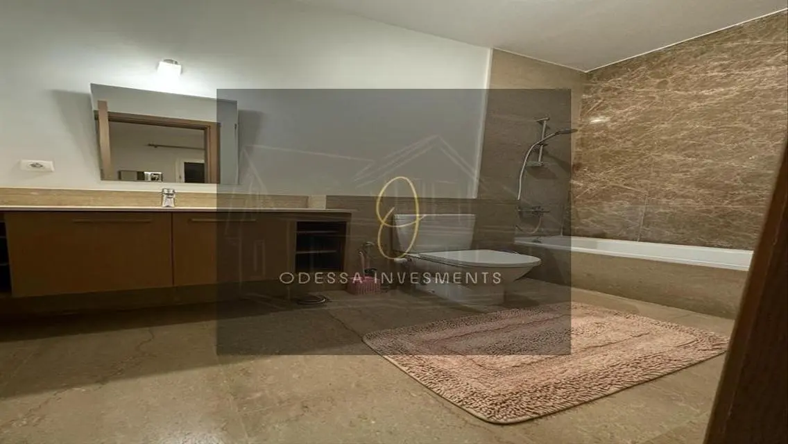 Luxury Apartment for Sale at 100,000 EGP in a Prime Location