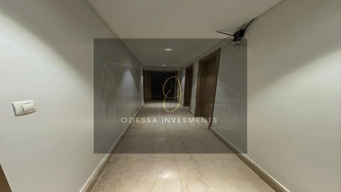 Luxury Apartment for Sale at 100,000 EGP in a Prime Location