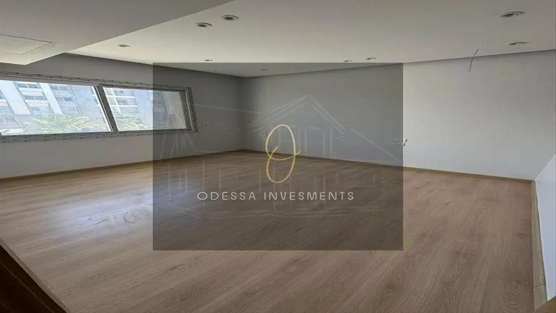 Stylish Apartment with Great Amenities