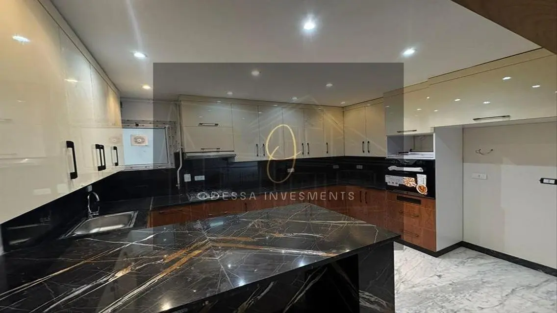 Stylish Apartment with Great Amenities