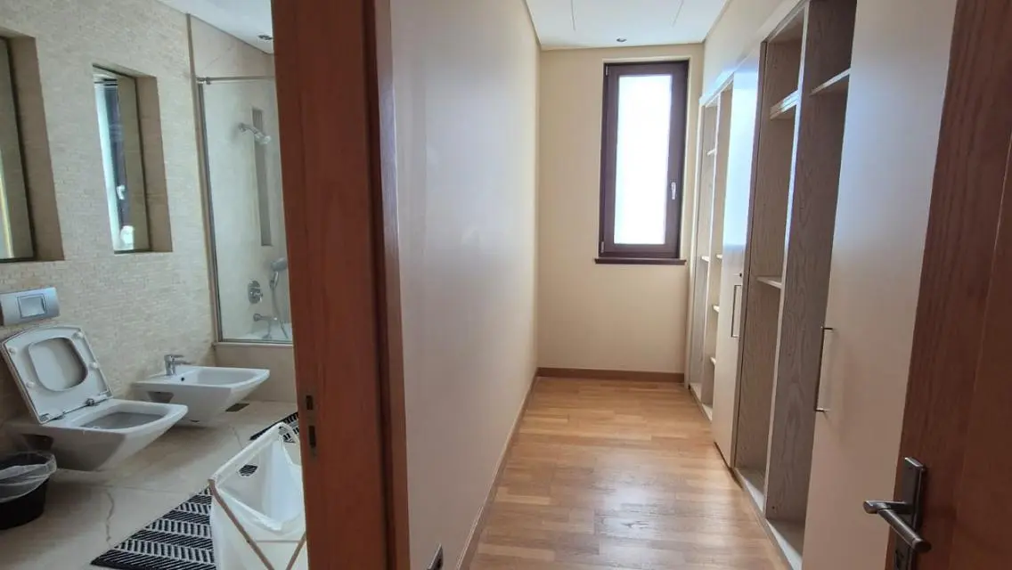 Spacious 350 sqm Apartment for Sale