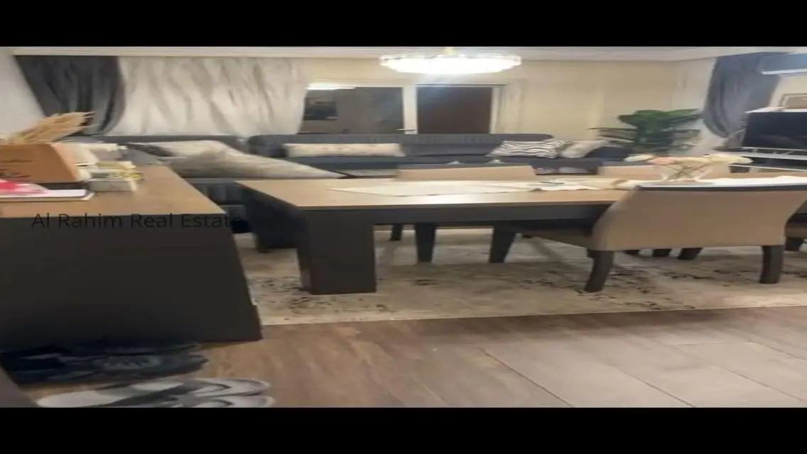 شقة فاخرة في موقع متميز