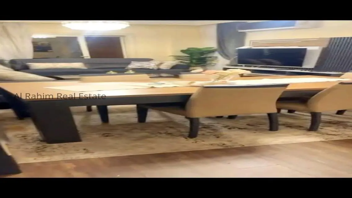 شقة فاخرة في موقع متميز