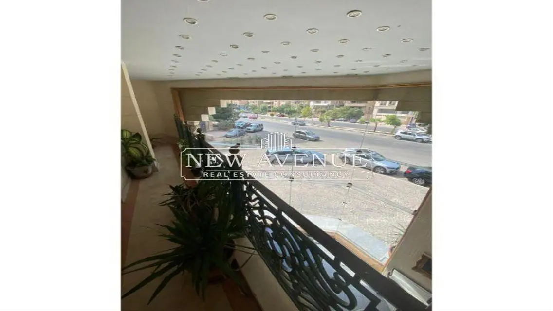 عقار متميز بمساحة متر مع ميزات فاخرة
