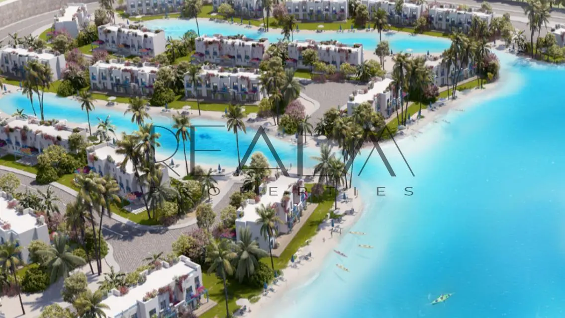 Luxurious Villa for Sale - 5 Bedrooms with Private Pool