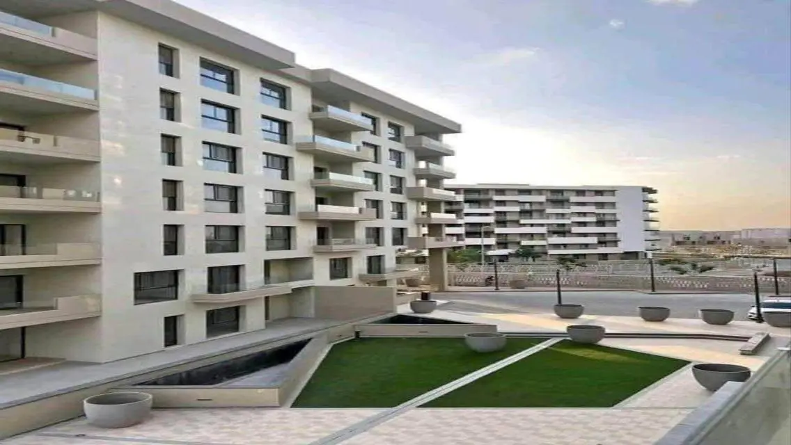 Stunning Apartment in Smart Village AlBurouj