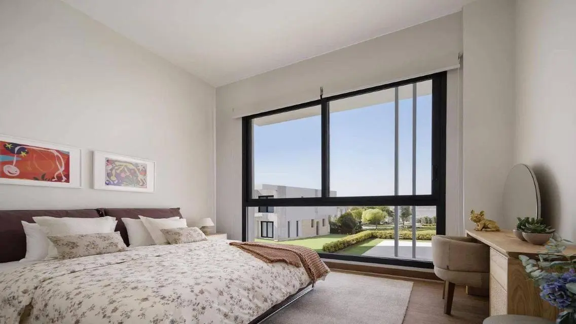 Apartment for Sale in Lake View Residence 2 - 143 m²