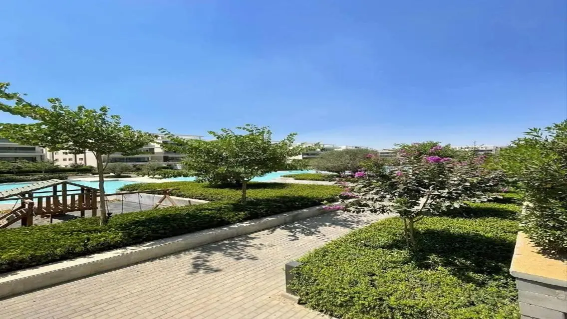 Apartment for Sale in Lake View Residence 2 - 143 m²