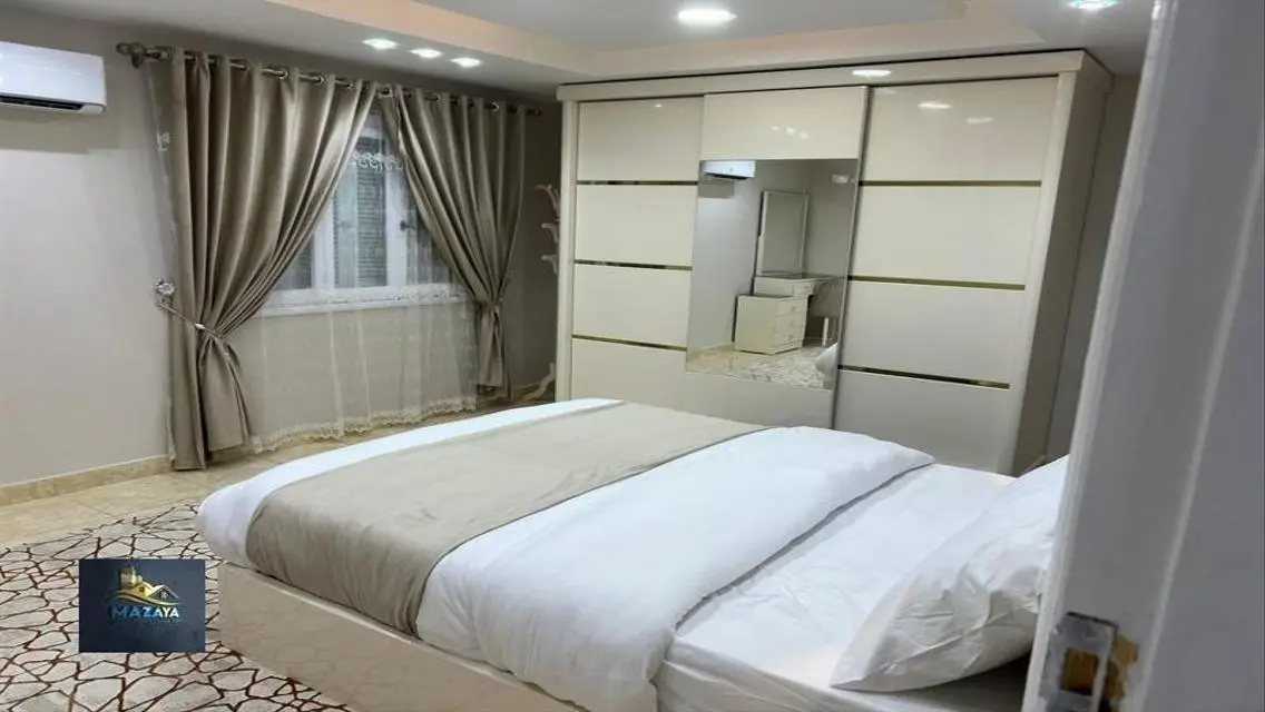 شقة مفروشة للإيجار اليومي والشهري في موقع متميز