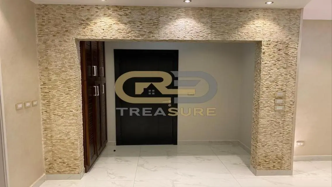 Luxury Apartment for Sale in TREASURE