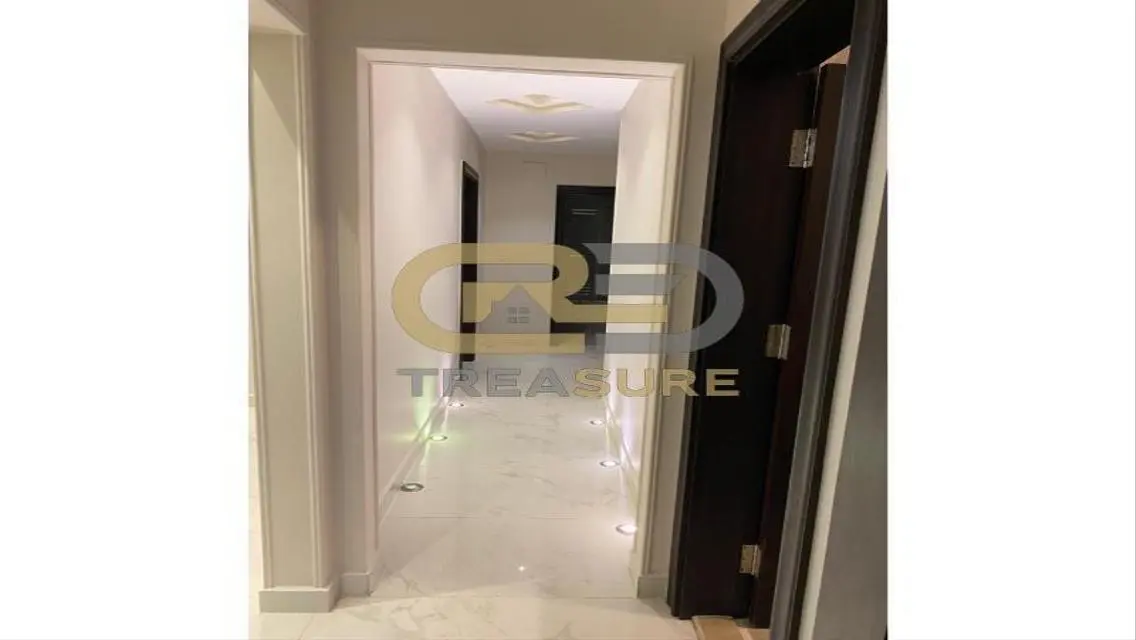 Luxury Apartment for Sale in TREASURE
