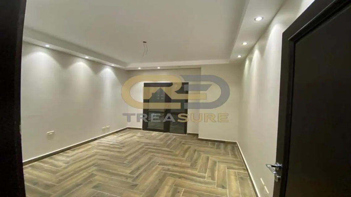 Luxury Apartment for Sale in TREASURE