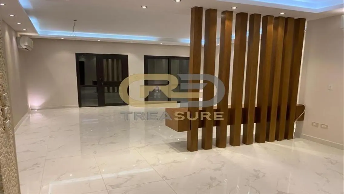 Luxury Apartment for Sale in TREASURE