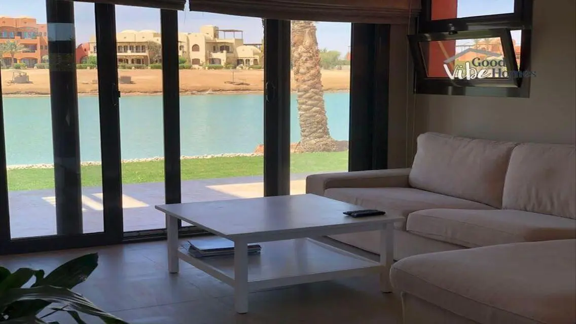 Luxury Apartment with Private Garden and Shared Pool