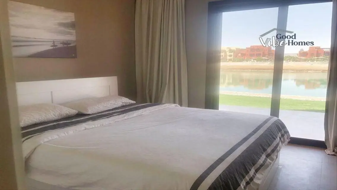 Luxury Apartment with Private Garden and Shared Pool