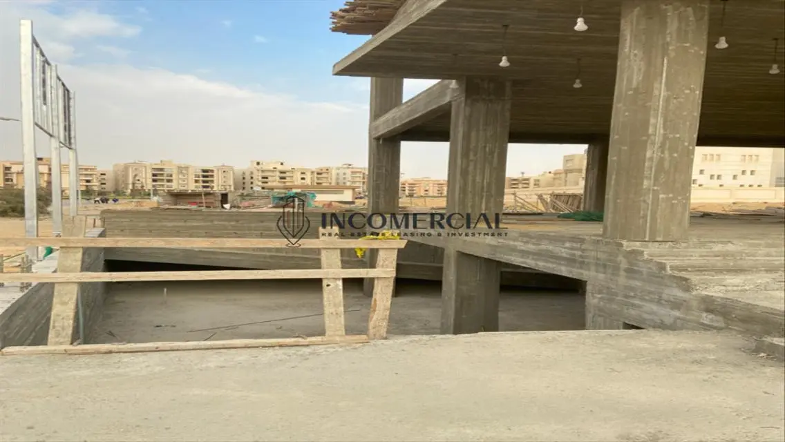 Investment Opportunity in Spacious Property
